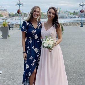 Meet your Posher, Chloe